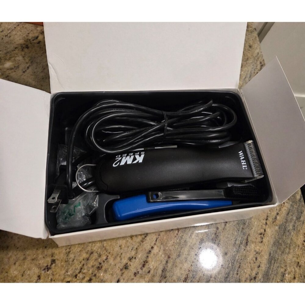 Wahl KM 2 Speed Professional Clippers Model 9757-200 Pet Horse Clipper Grooming - Picture 2 of 14